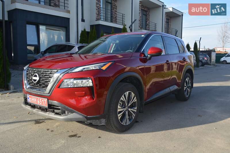 Внедорожник / Кроссовер Nissan Rogue 2021 в Киеве