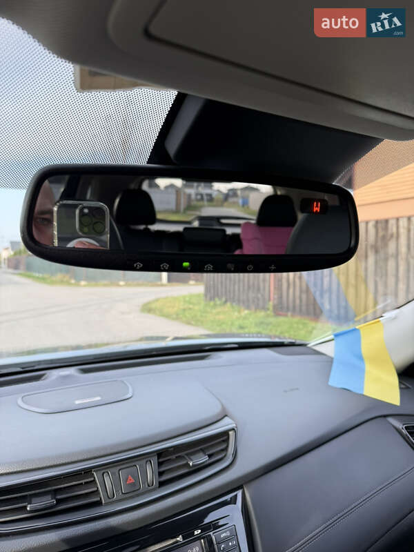 Внедорожник / Кроссовер Nissan Rogue 2017 в Киеве фото 26 Внедорожник / Кроссовер Nissan Rogue 2017 в Киеве