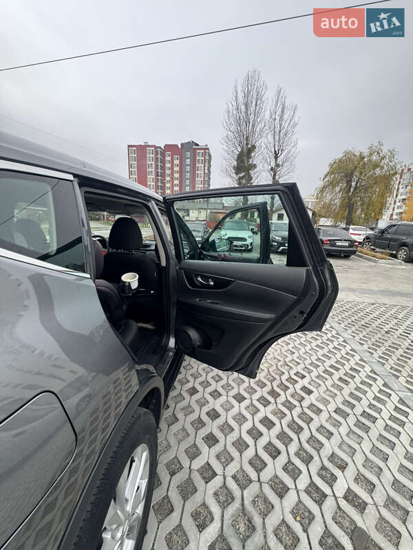 Внедорожник / Кроссовер Nissan Rogue 2017 в Львове фото 8 Внедорожник / Кроссовер Nissan Rogue 2017 в Львове