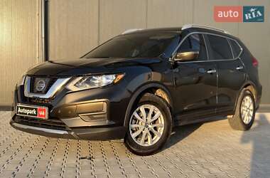 Внедорожник / Кроссовер Nissan Rogue 2017 в Львове