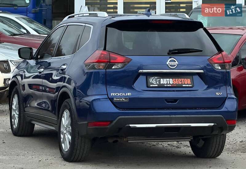 Внедорожник / Кроссовер Nissan Rogue 2017 в Харькове