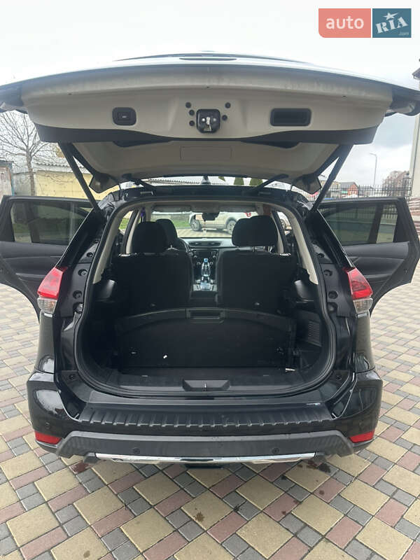 Внедорожник / Кроссовер Nissan Rogue 2020 в Гайсине