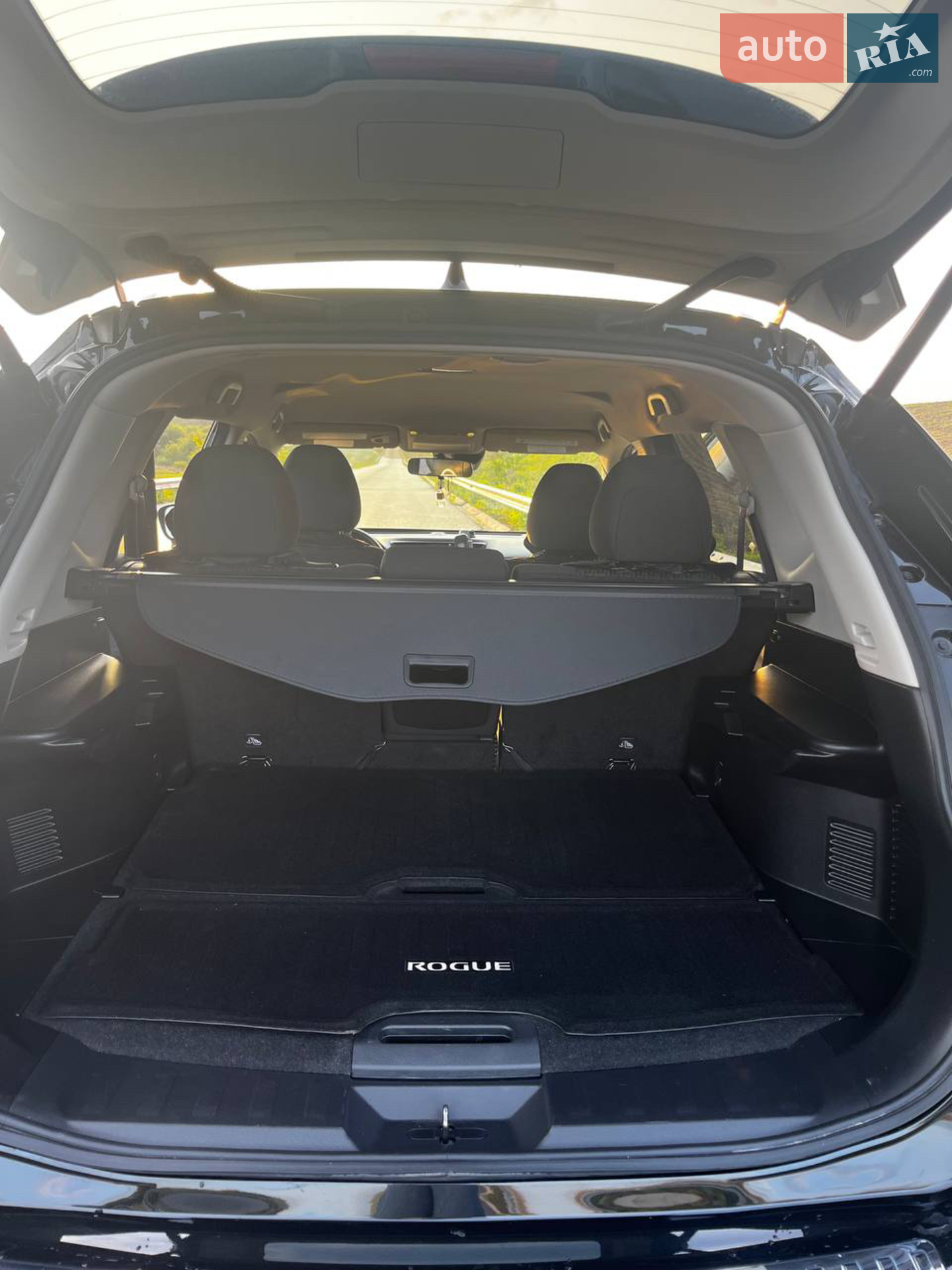 2018 Nissan Rogue - мініатюра 12
