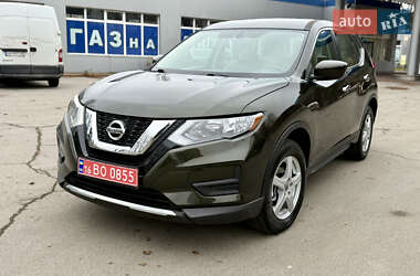 Позашляховик / Кросовер Nissan Rogue 2017 в Житомирі