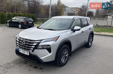 Позашляховик / Кросовер Nissan Rogue 2024 в Броварах