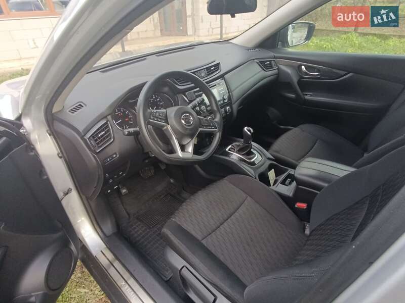 Внедорожник / Кроссовер Nissan Rogue 2017 в Тячеве фото 8 Внедорожник / Кроссовер Nissan Rogue 2017 в Тячеве