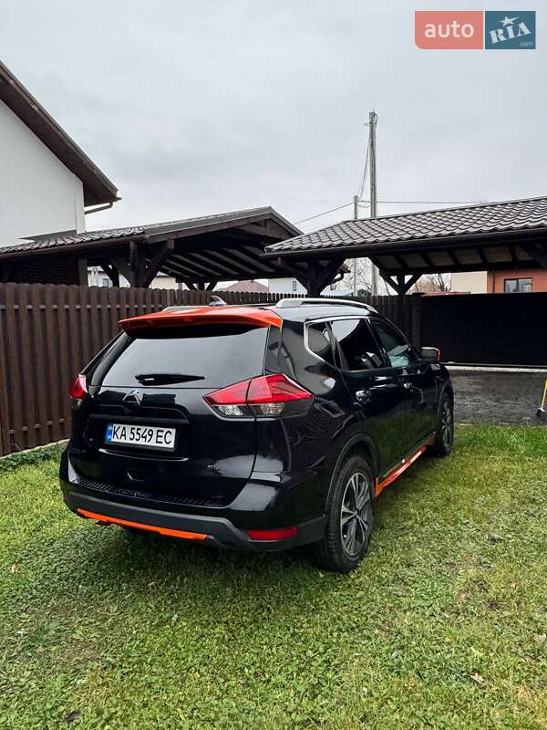 Внедорожник / Кроссовер Nissan Rogue 2017 в Киеве фото 2 Внедорожник / Кроссовер Nissan Rogue 2017 в Киеве