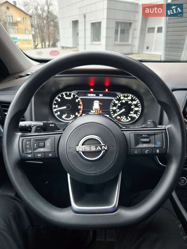 Внедорожник / Кроссовер Nissan Rogue 2022 в Каменском