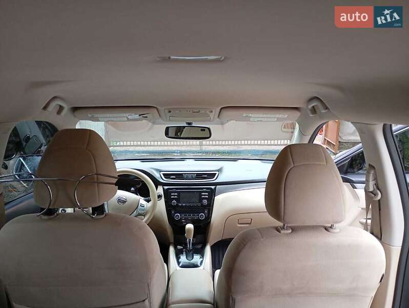 Внедорожник / Кроссовер Nissan Rogue 2014 в Днепре