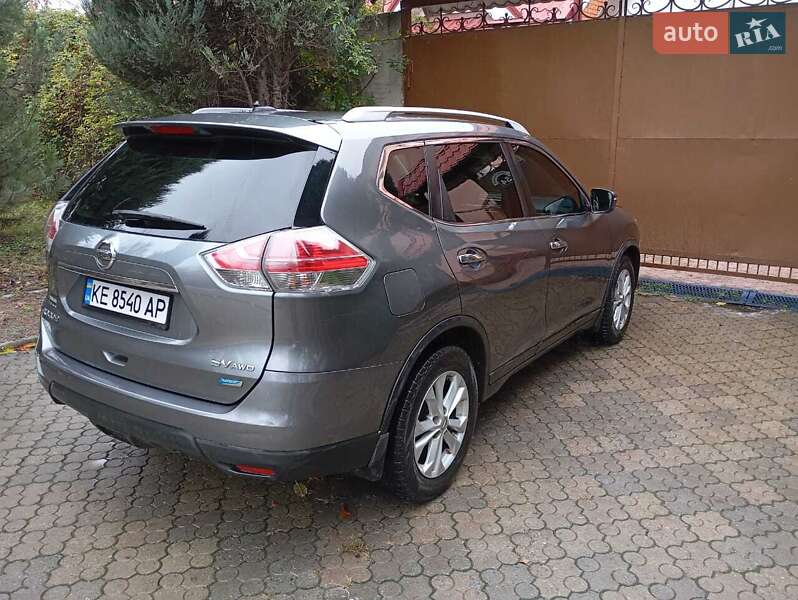 Внедорожник / Кроссовер Nissan Rogue 2014 в Днепре