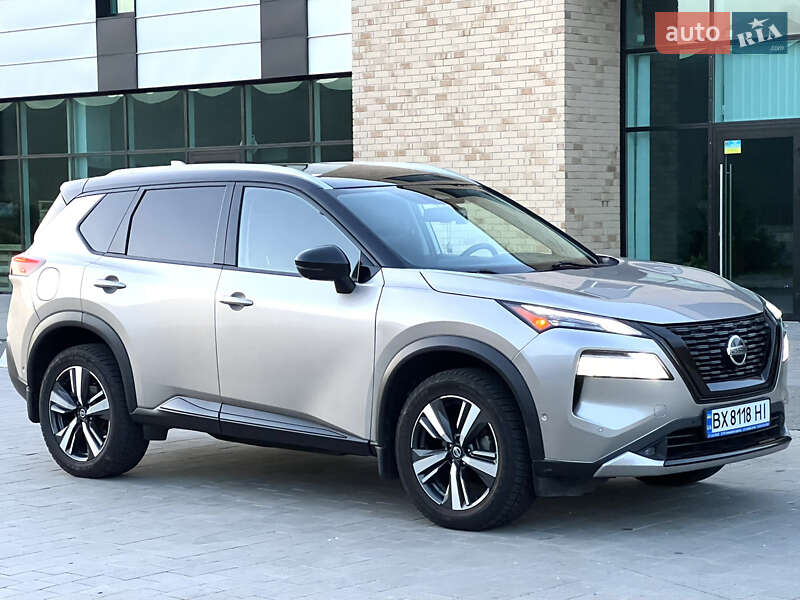 Внедорожник / Кроссовер Nissan Rogue 2021 в Хмельницком