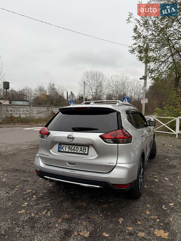 Внедорожник / Кроссовер Nissan Rogue 2018 в Боярке