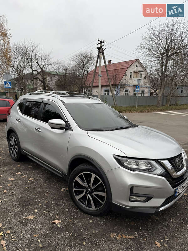 Внедорожник / Кроссовер Nissan Rogue 2018 в Боярке