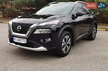 Внедорожник / Кроссовер Nissan Rogue 2021 в Киеве