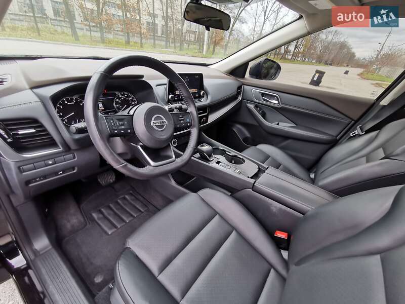 Внедорожник / Кроссовер Nissan Rogue 2021 в Киеве