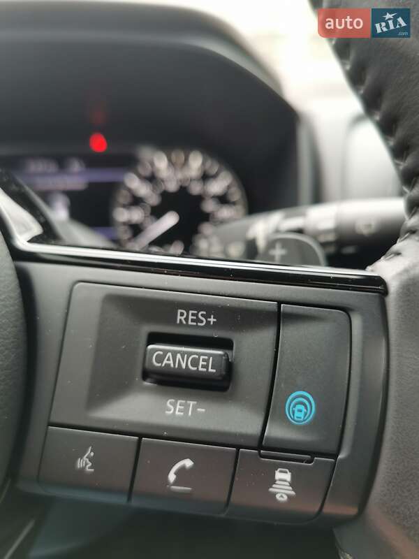 Внедорожник / Кроссовер Nissan Rogue 2021 в Киеве