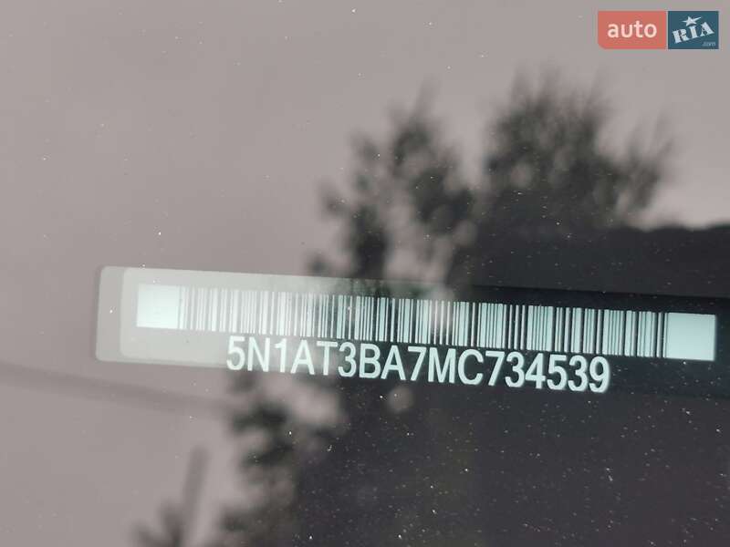 Внедорожник / Кроссовер Nissan Rogue 2021 в Киеве