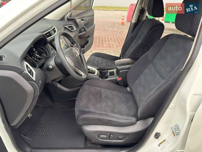 Позашляховик / Кросовер Nissan Rogue 2016 в Дніпрі фото 12 Позашляховик / Кросовер Nissan Rogue 2016 в Дніпрі