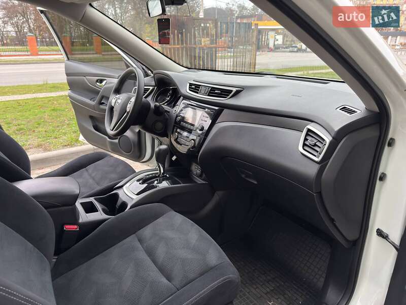 Позашляховик / Кросовер Nissan Rogue 2016 в Дніпрі фото 24 Позашляховик / Кросовер Nissan Rogue 2016 в Дніпрі