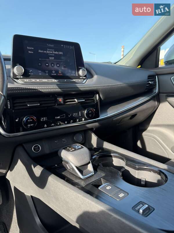 Внедорожник / Кроссовер Nissan Rogue 2020 в Черкассах