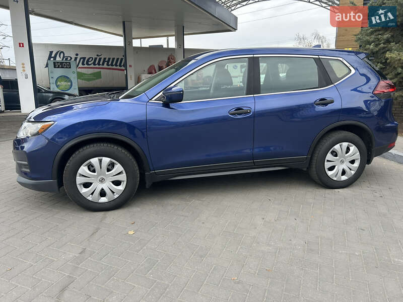 Внедорожник / Кроссовер Nissan Rogue 2018 в Днепре