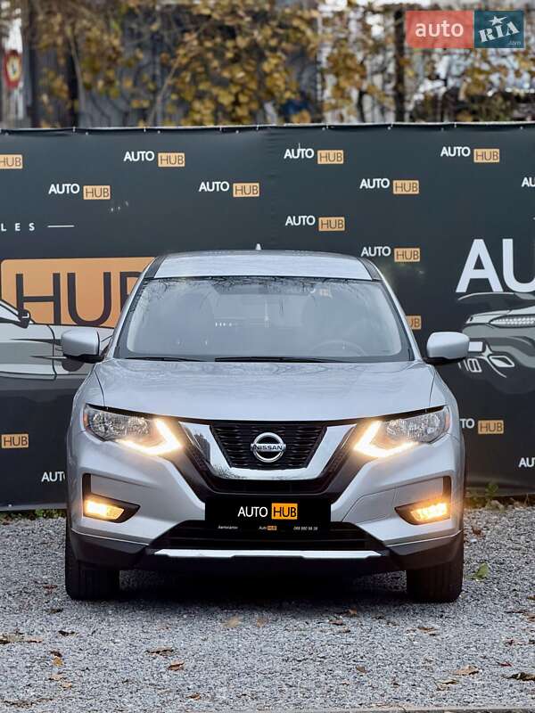 Внедорожник / Кроссовер Nissan Rogue 2016 в Харькове