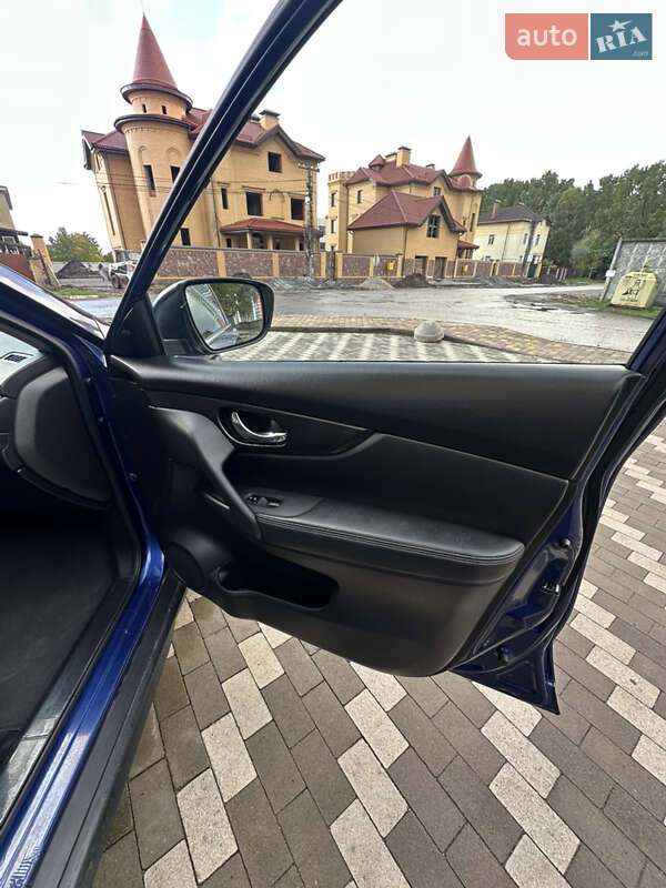 Внедорожник / Кроссовер Nissan Rogue 2019 в Киеве