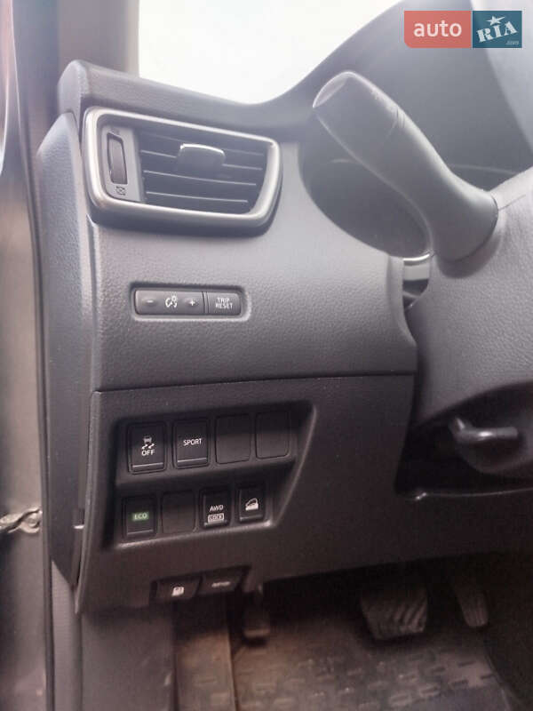 Позашляховик / Кросовер Nissan Rogue 2014 в Хмельницькому