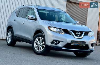 Внедорожник / Кроссовер Nissan Rogue 2016 в Киеве
