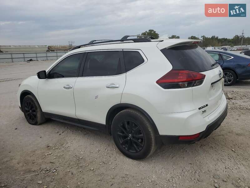 Внедорожник / Кроссовер Nissan Rogue 2018 в Луцке