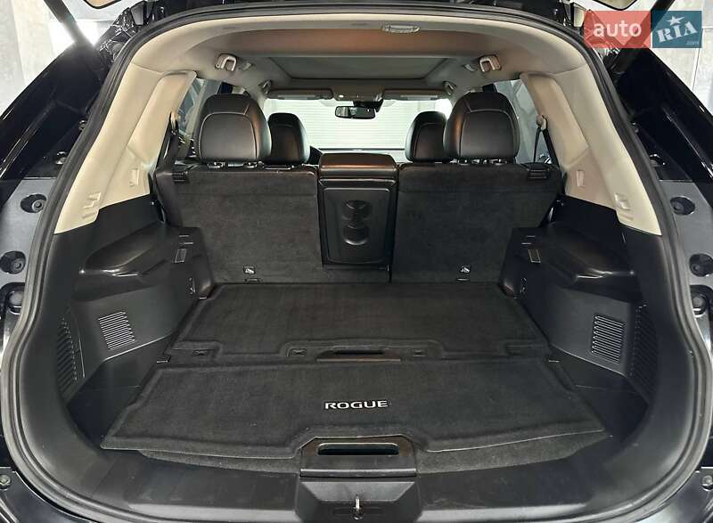 Внедорожник / Кроссовер Nissan Rogue 2017 в Каменском