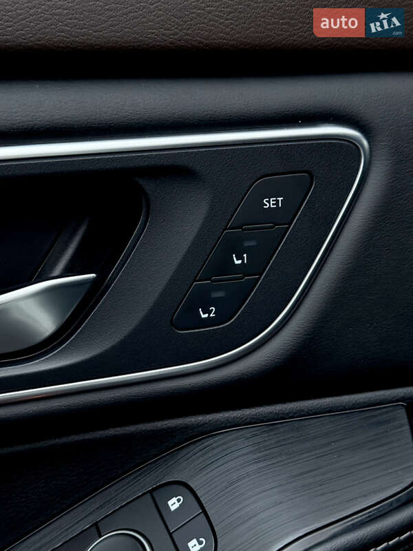 Внедорожник / Кроссовер Nissan Rogue 2021 в Киеве