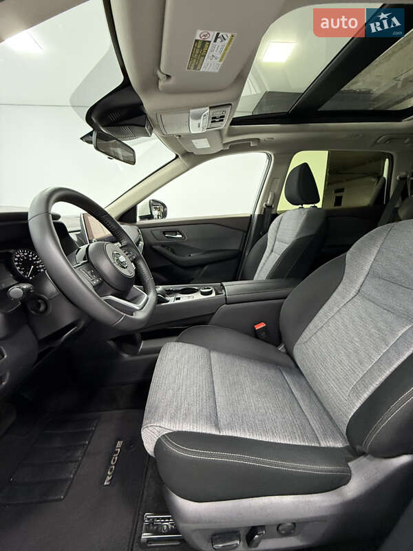 Внедорожник / Кроссовер Nissan Rogue 2023 в Одессе