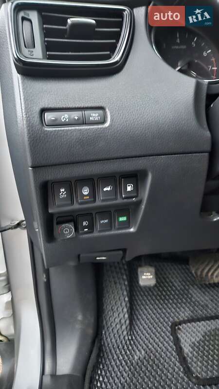 Внедорожник / Кроссовер Nissan Rogue 2019 в Василькове