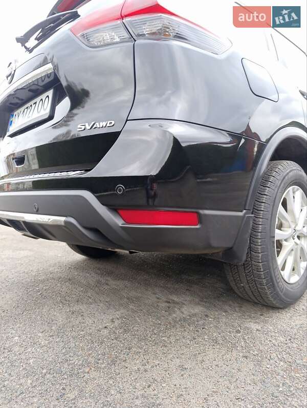 Внедорожник / Кроссовер Nissan Rogue 2019 в Змиеве