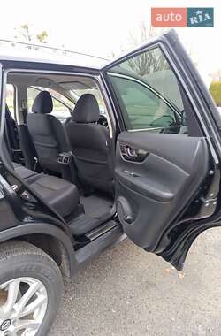 Внедорожник / Кроссовер Nissan Rogue 2019 в Змиеве