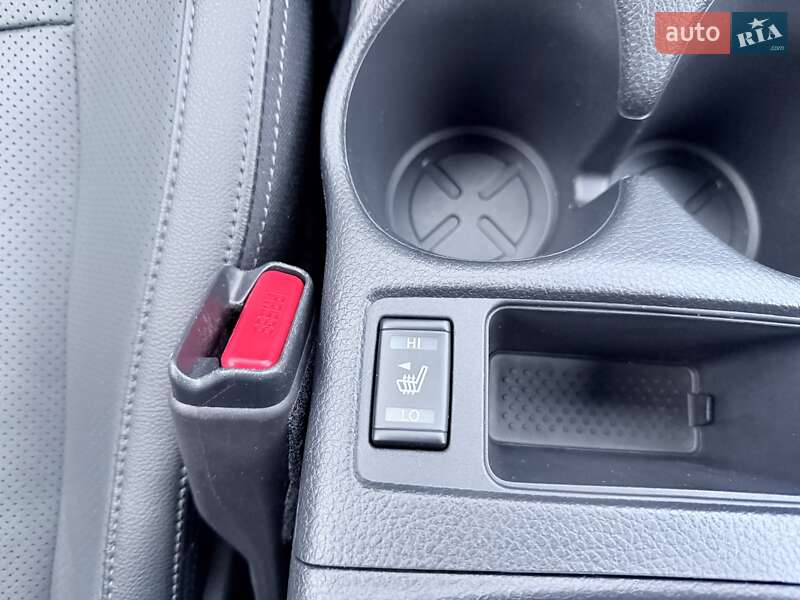 Внедорожник / Кроссовер Nissan Rogue 2018 в Киеве