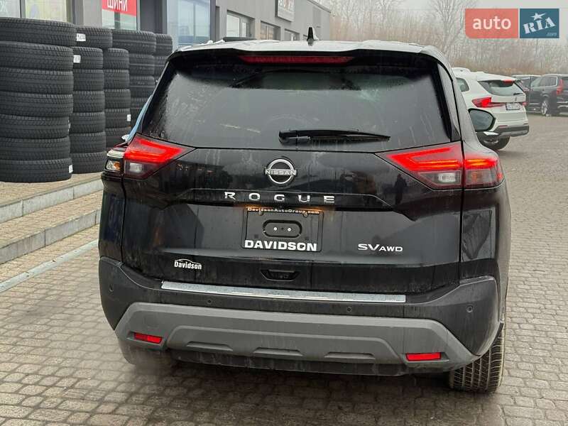Внедорожник / Кроссовер Nissan Rogue 2023 в Львове