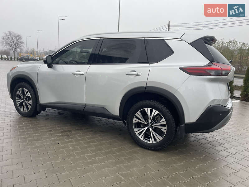 Позашляховик / Кросовер Nissan Rogue 2021 в Вінниці