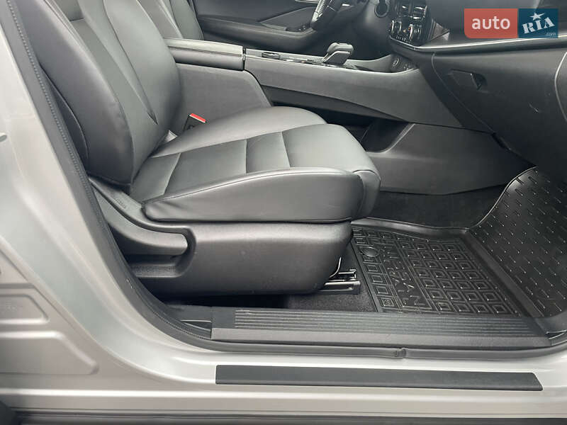 Позашляховик / Кросовер Nissan Rogue 2021 в Вінниці