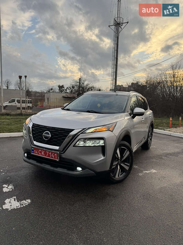 Внедорожник / Кроссовер Nissan Rogue 2021 в Харькове
