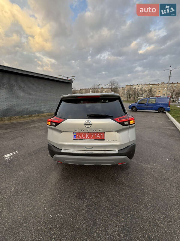 Внедорожник / Кроссовер Nissan Rogue 2021 в Харькове