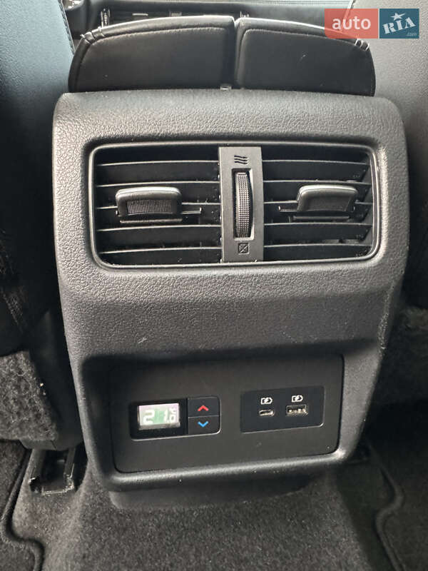 Внедорожник / Кроссовер Nissan Rogue 2021 в Харькове