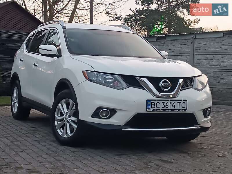Внедорожник / Кроссовер Nissan Rogue 2016 в Львове