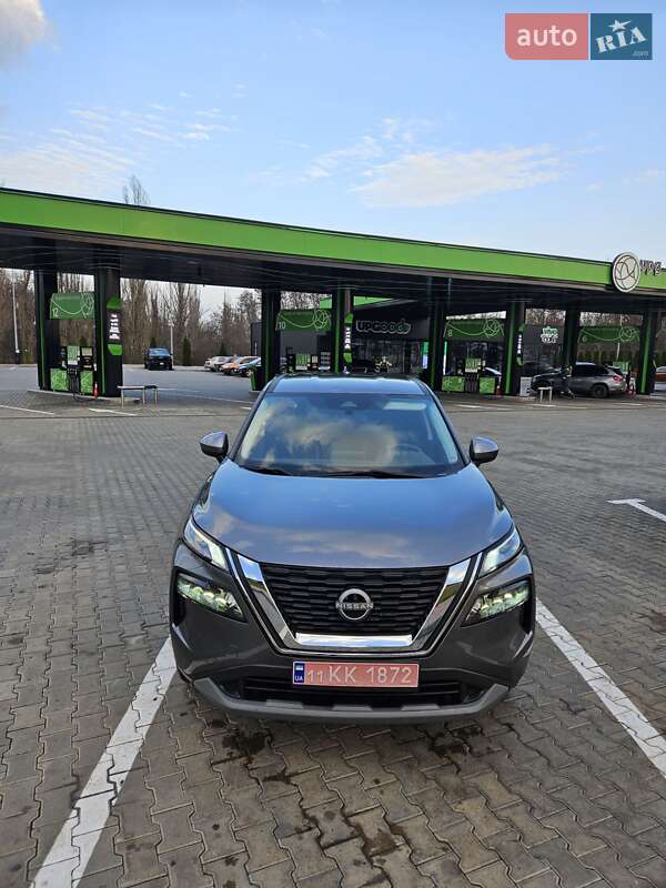 Внедорожник / Кроссовер Nissan Rogue 2023 в Кременчуге