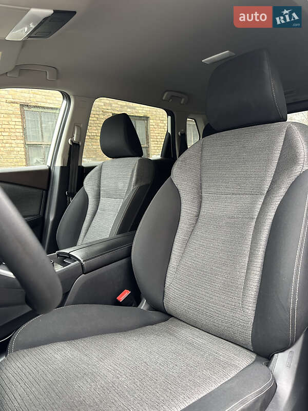 Внедорожник / Кроссовер Nissan Rogue 2021 в Киеве