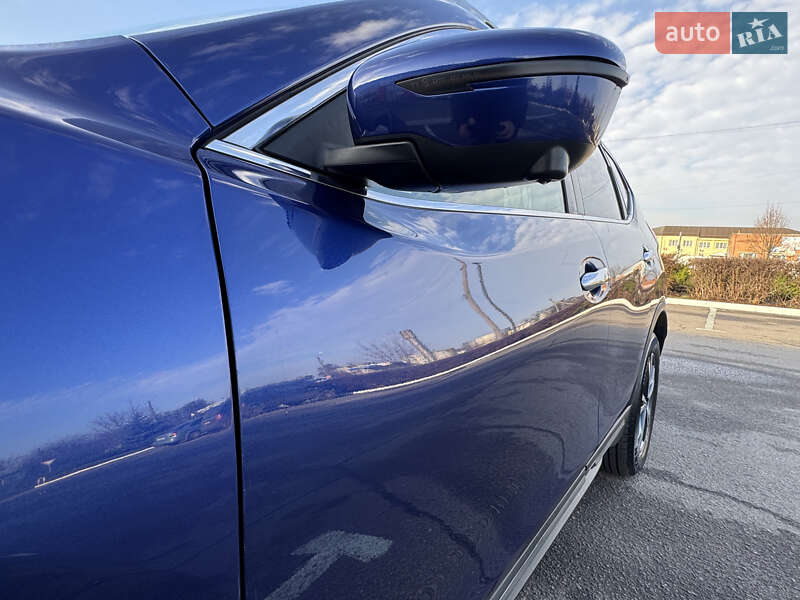 Внедорожник / Кроссовер Nissan Rogue 2018 в Полтаве