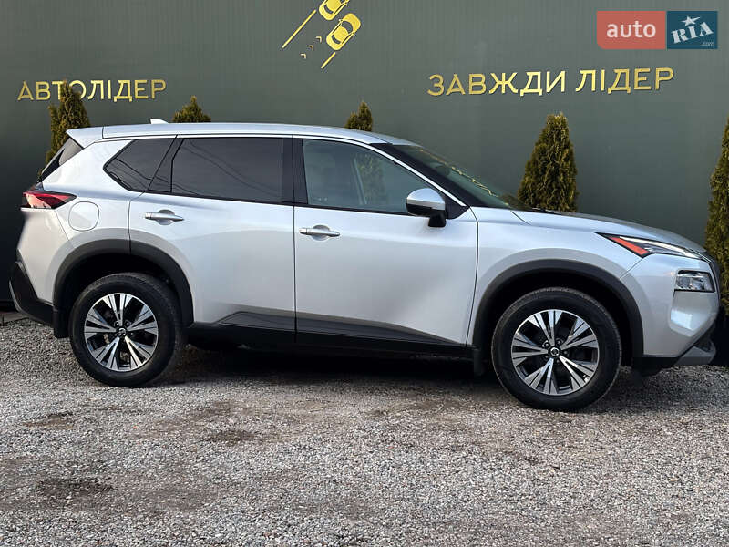 Позашляховик / Кросовер Nissan Rogue 2021 в Одесі