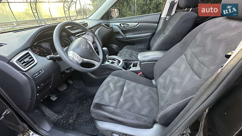 Позашляховик / Кросовер Nissan Rogue 2016 в Павлограді