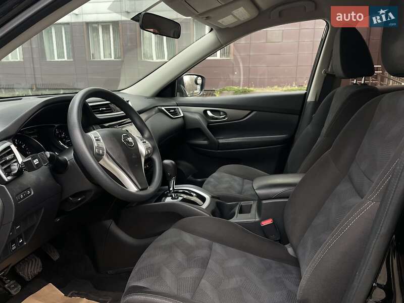 Внедорожник / Кроссовер Nissan Rogue 2015 в Днепре